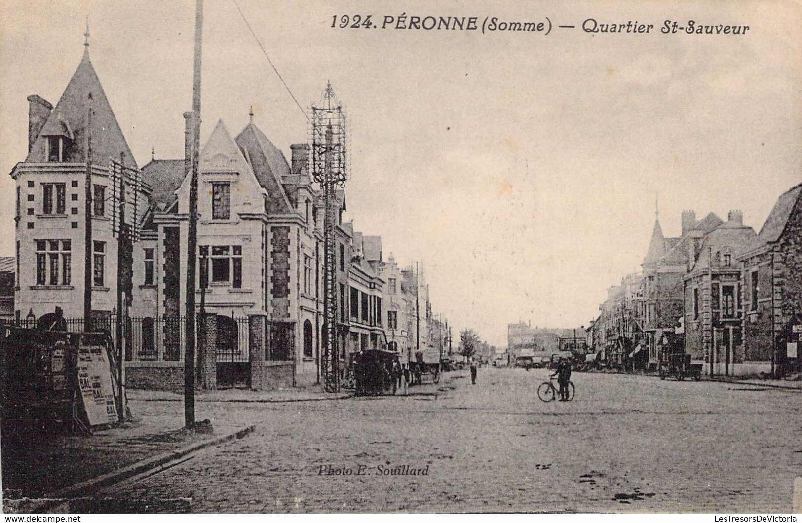 CPA FRANCE - 80 - PERONNE - Quartier Saint Sauveur - Vélo - Vieux Véhicules - Peronne