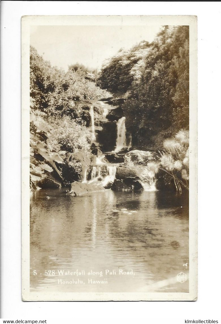 UNITED STATES OF AMERICA USA - HAWAII HONOLULU - WATERFALL ALONG PALI ROAD RPPC - Honolulu