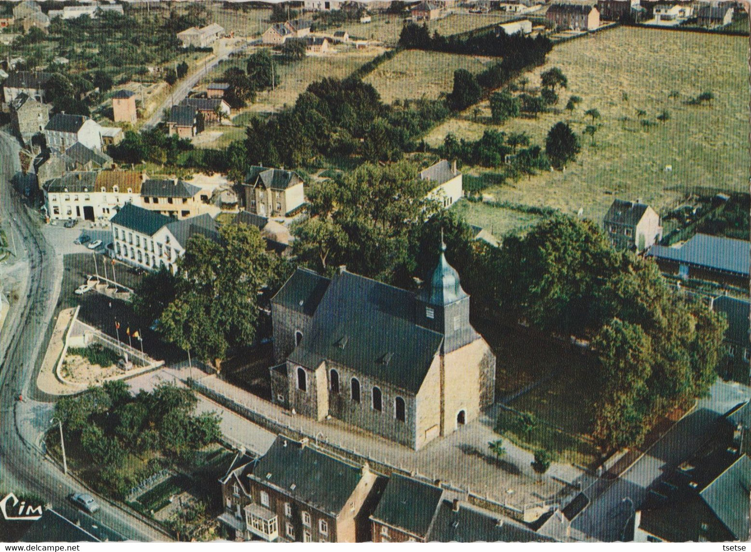 Nassogne - Jolie Vue Aérienne Du Village ... Eglise - 1973 - Nassogne