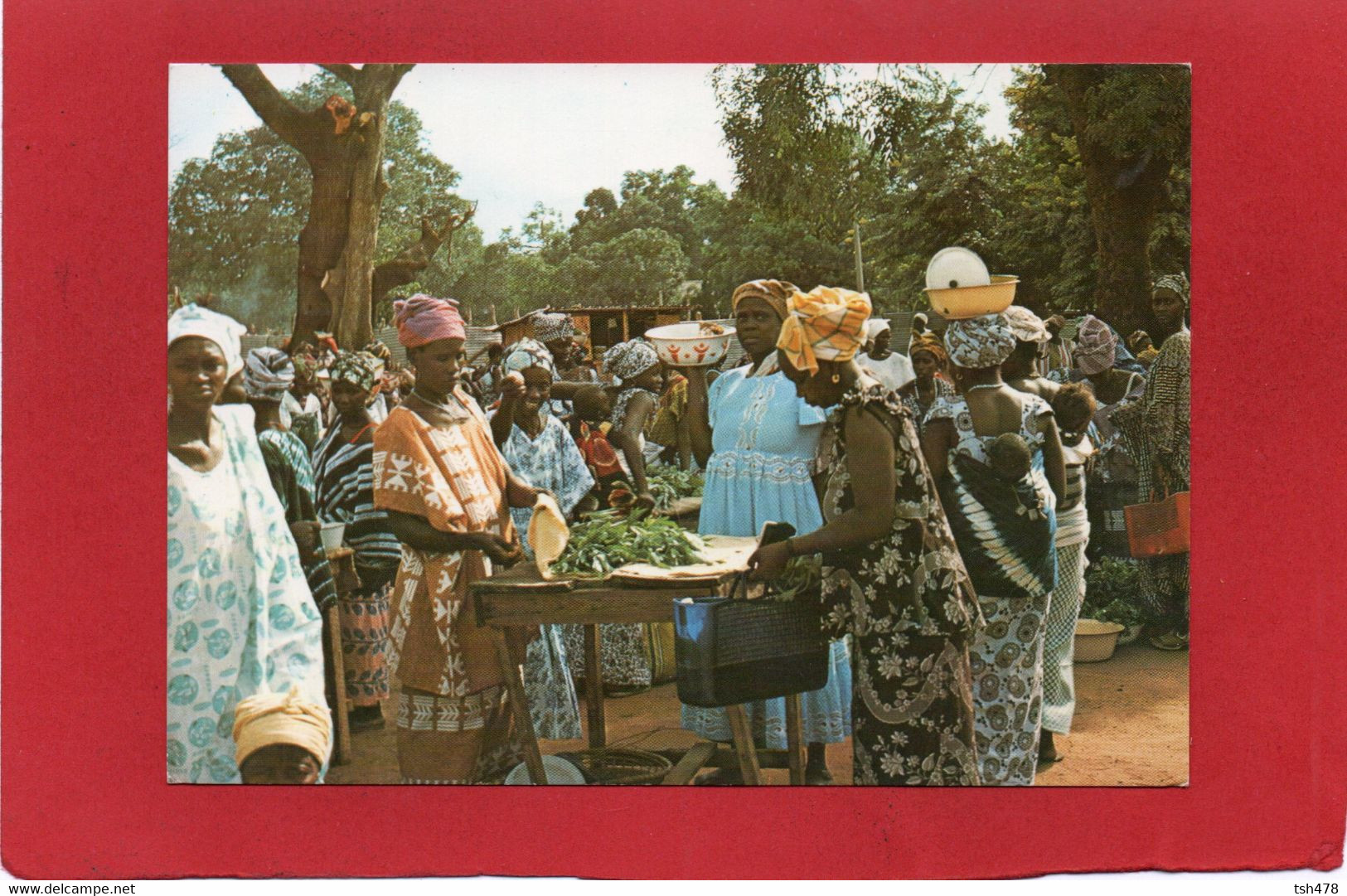 GAMBIE---GAMBIA---Market--voir 2 Scans - Gambie