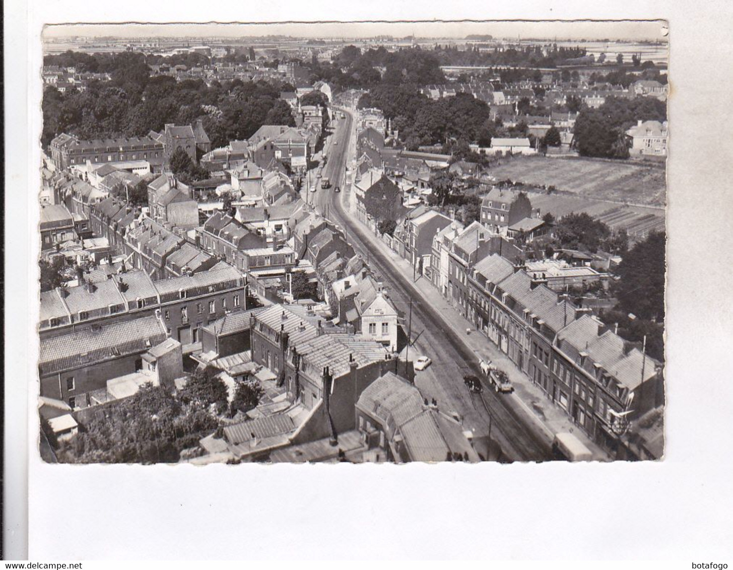 CPM PHOTO  DPT 59 HAUBOURDIN , RUE SADI CARNOT  En 1990! - Haubourdin