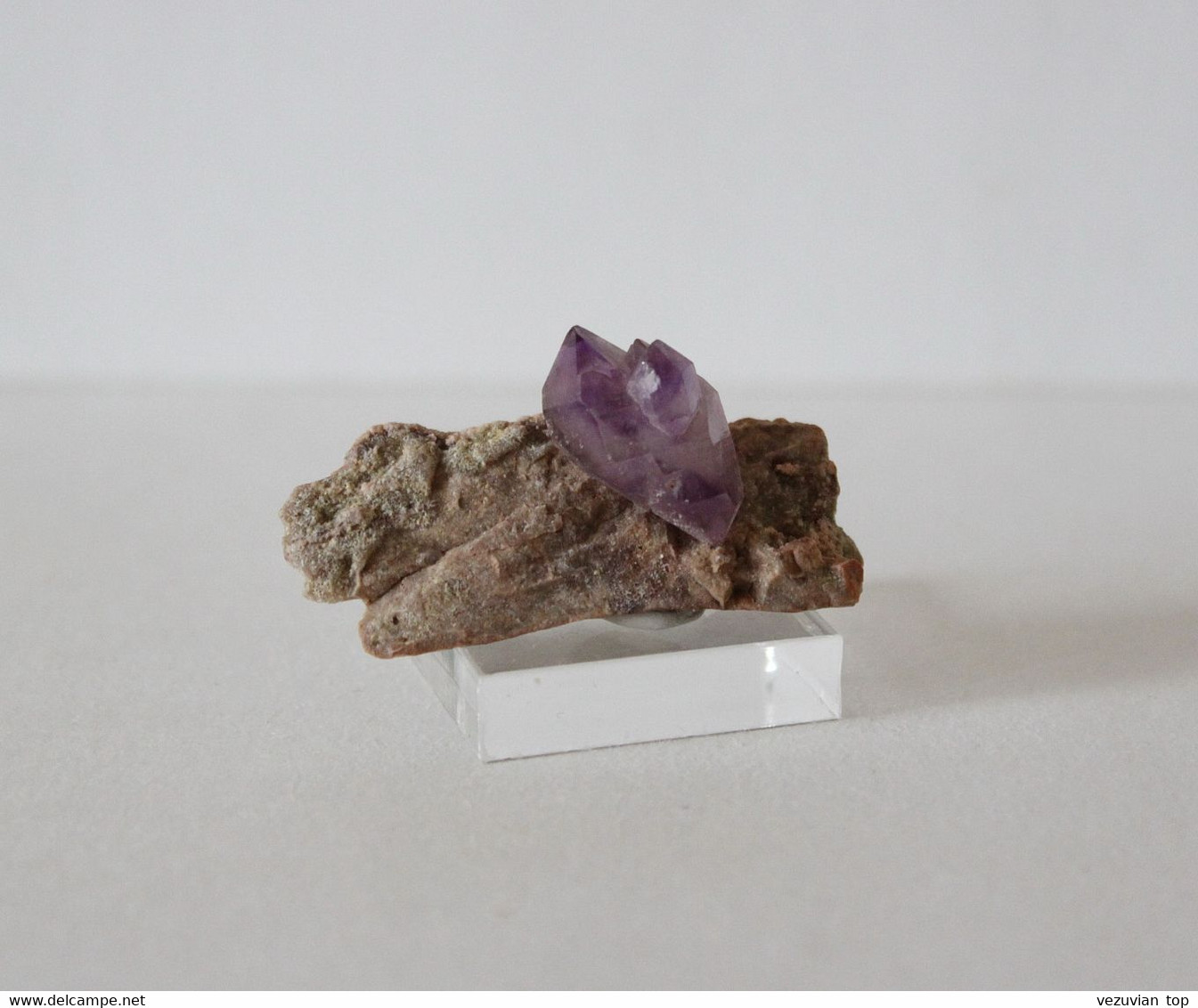 Double Terminated Amethyst Crystal Cluster On Matrix - Minéraux