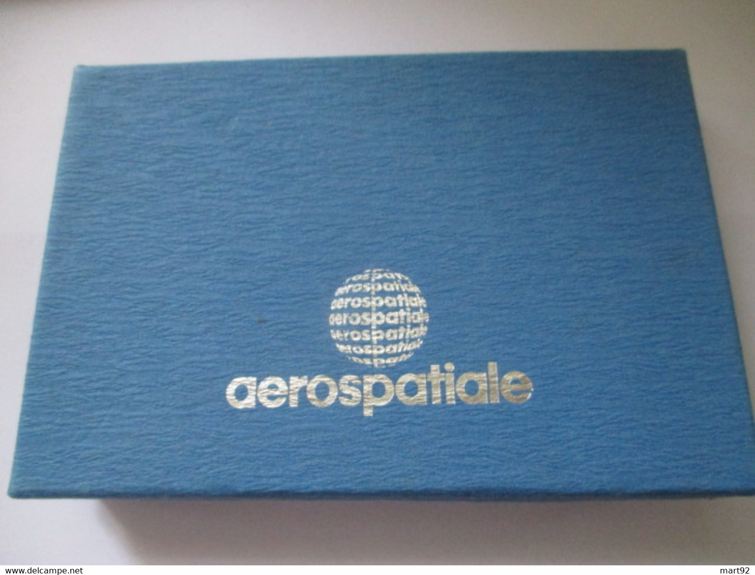 COFFRET DE 7 PINS AEROSPACIALE - Werbung