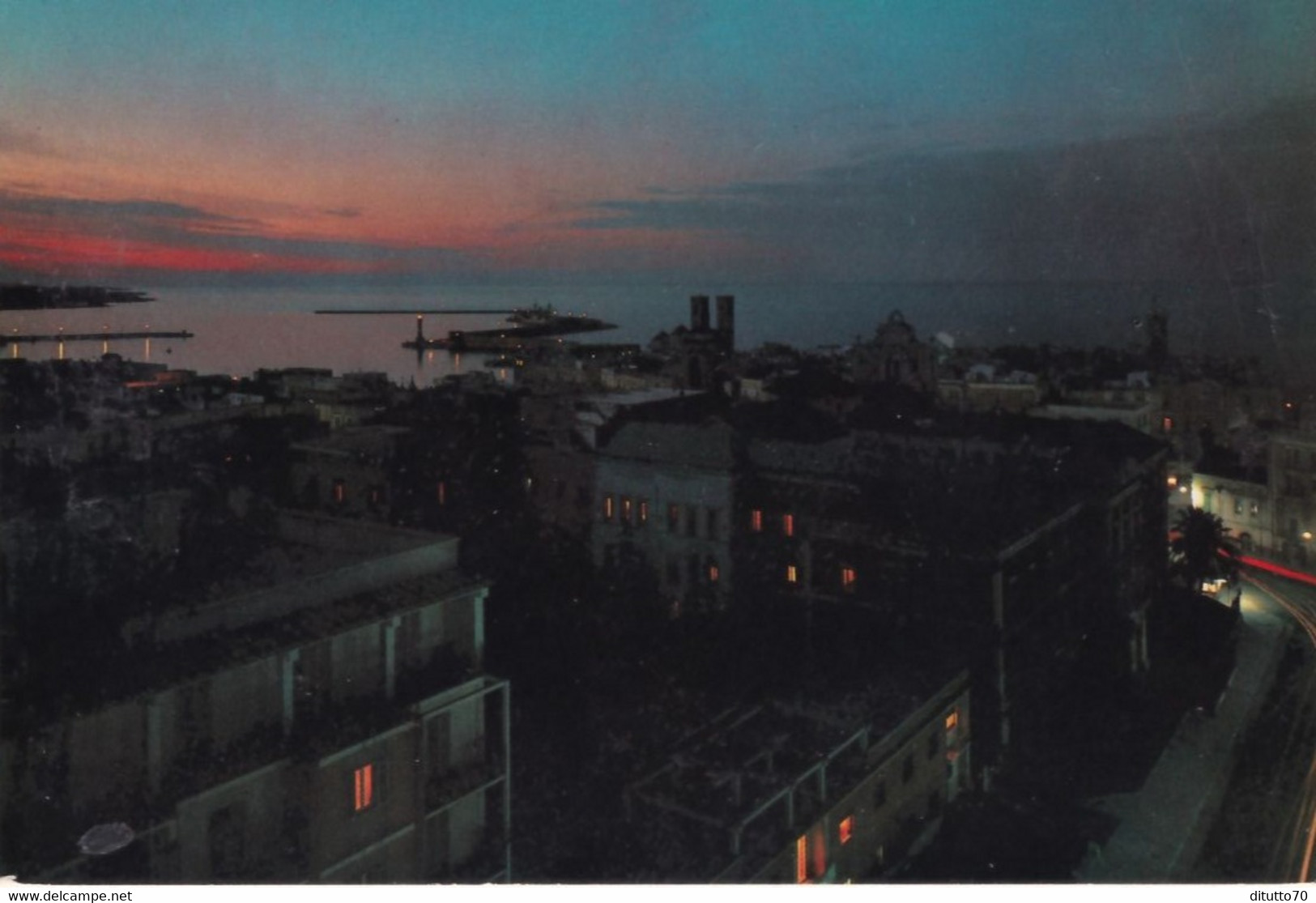 Molfetta - Panorama - Notturno - Formato Grande Non Viaggiata – FE390 - Molfetta