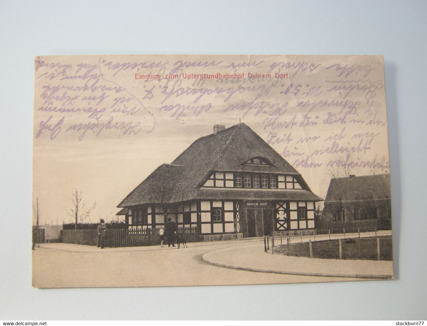 BERLIN , Dahlem , Bahnhof    ,  Schöne Karte  Um 1929 , Knickspur - Dahlem