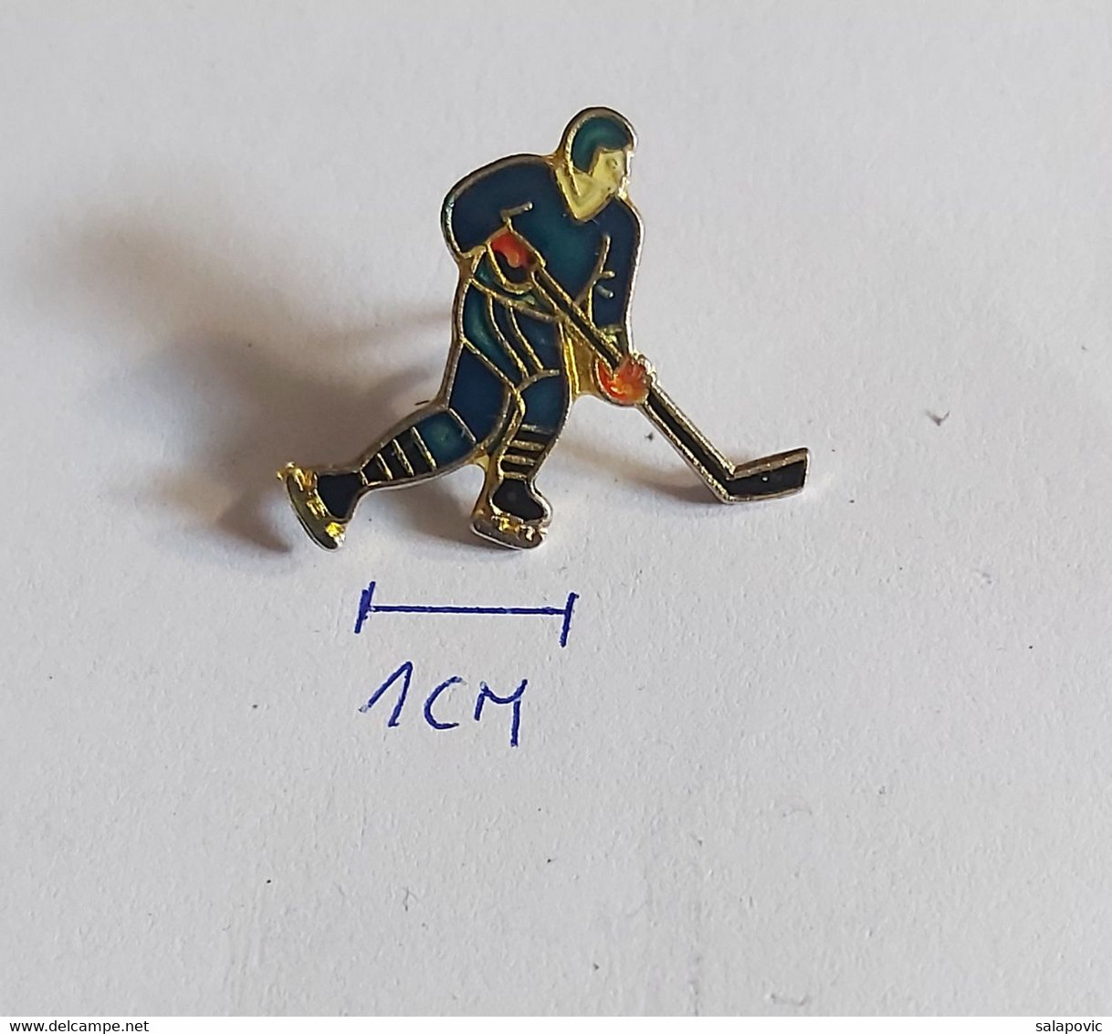 Ice Hockey Player  PINS A10/7 - Sports D'hiver