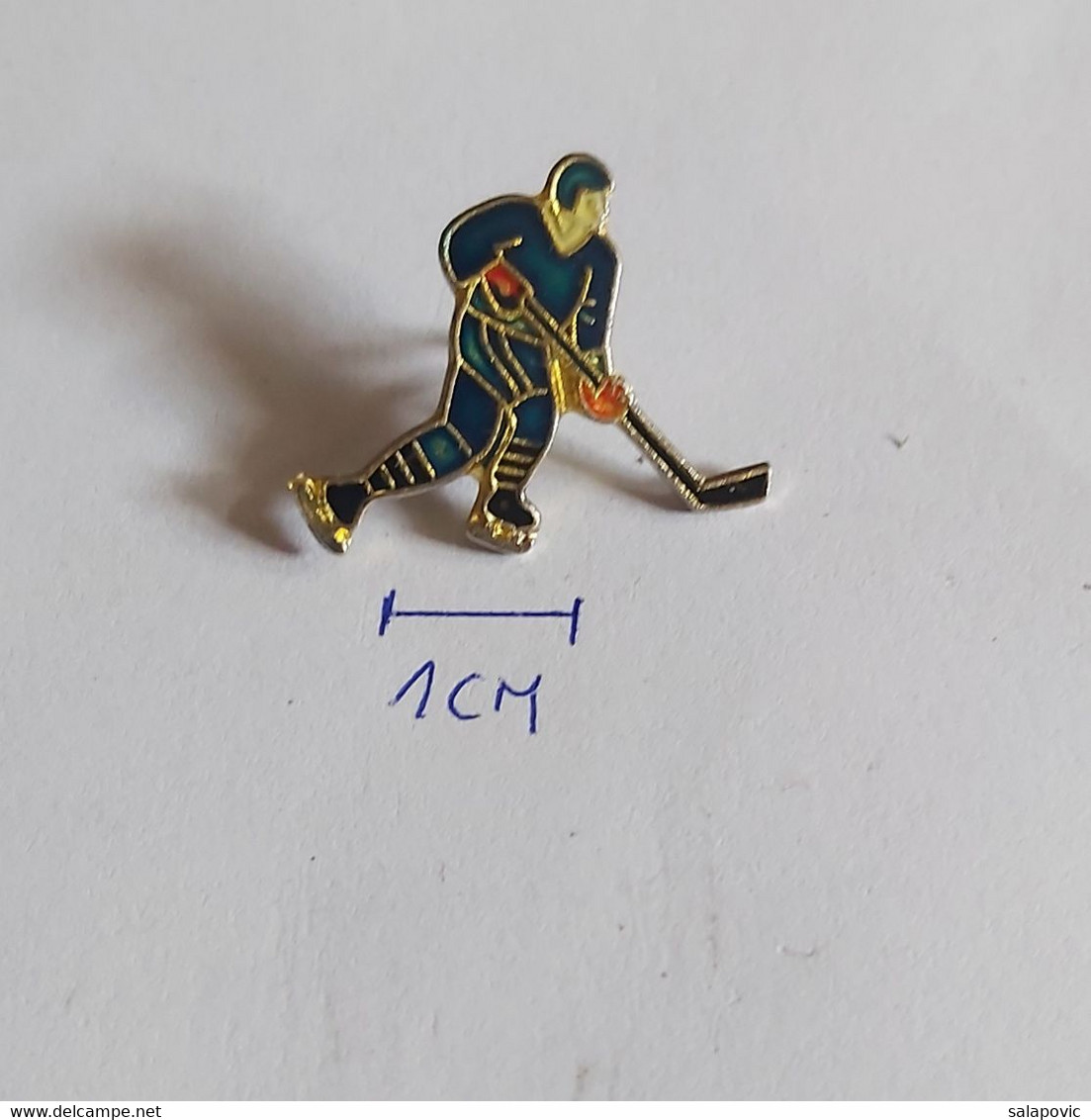 Ice Hockey Player  PINS A10/7 - Sports D'hiver