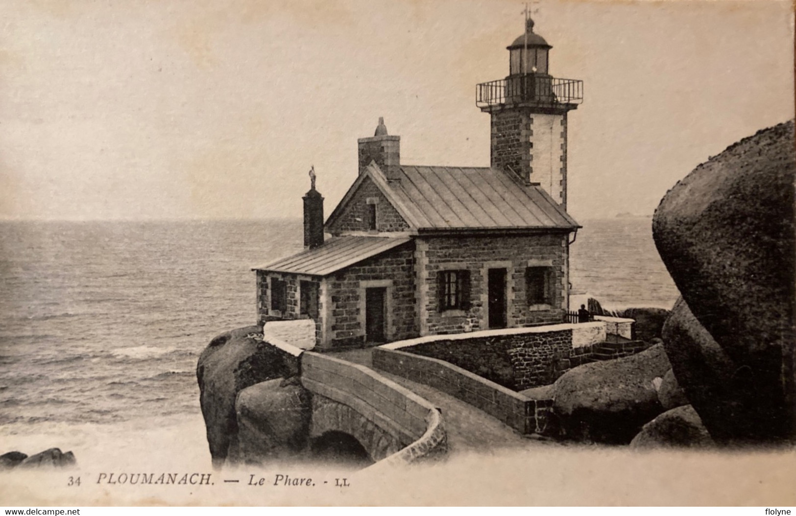 Ploumanach - Ploumanac’h - Vue Sur Le Phare - Ploumanac'h