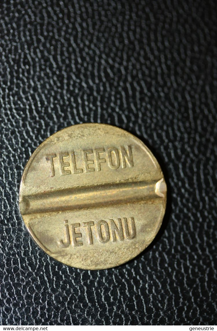 Jeton Téléphonique Turque "PTT - Telefon Jetonu" Phone Token - Jeton De Téléphone De Turquie - Telecom - Profesionales / De Sociedad