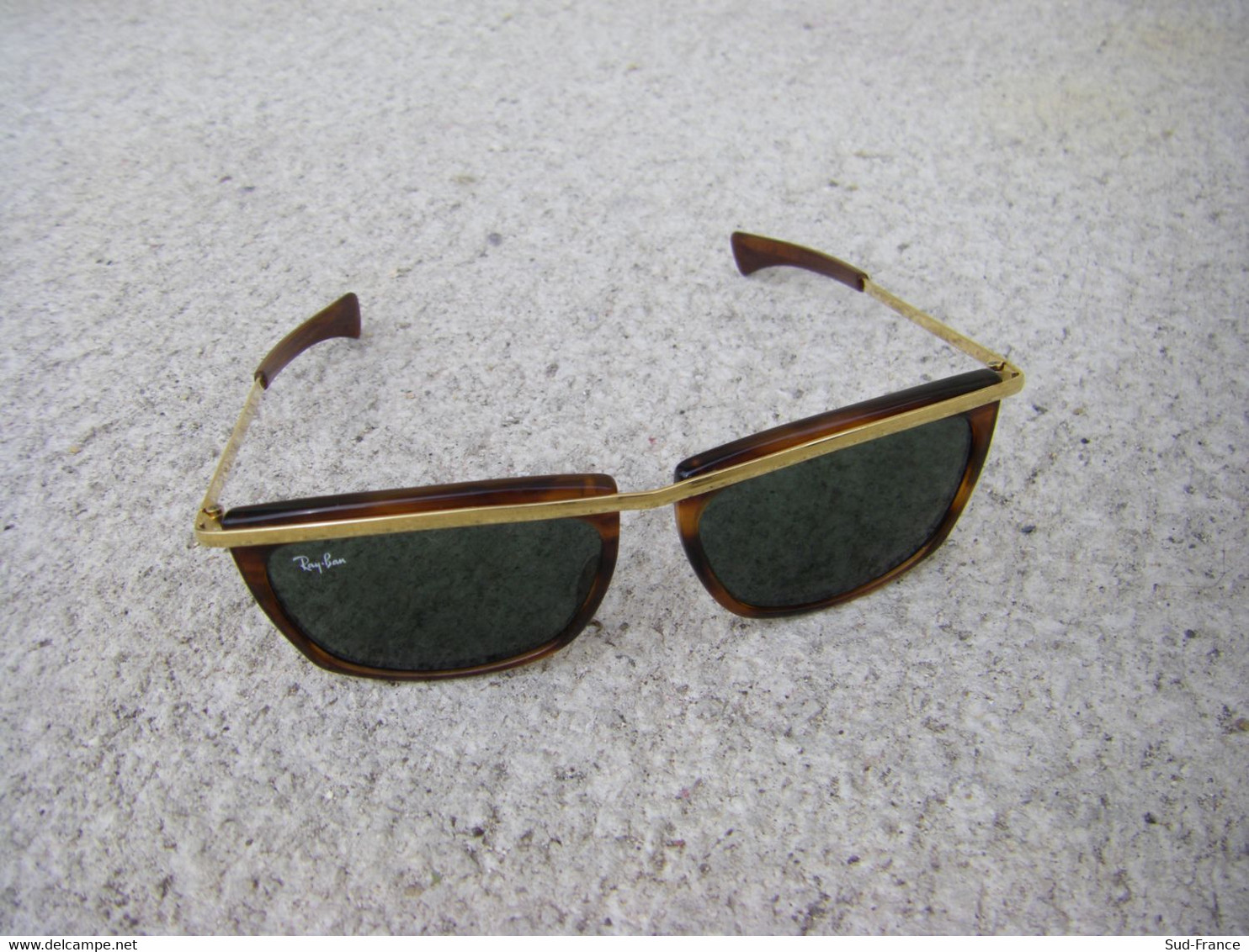 1980s Ray-Ban Vintage Sunglasses - Sonnenbrillen