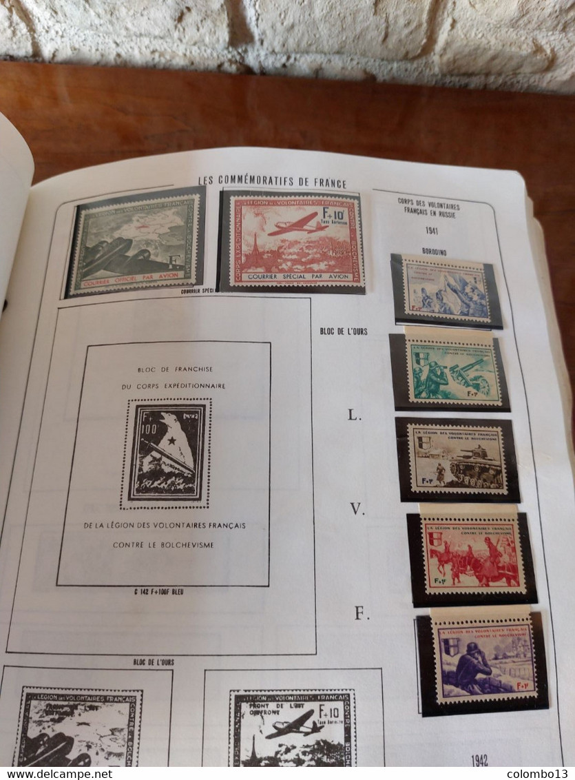 ALBUM PHILATELIQUE FRANCE COLLECTION + 2250 TIMBRES VOIR DETAIL ANNONCE