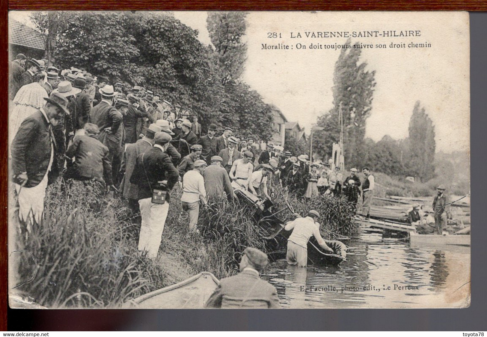 94 - LA VARENNE-SAINT-HILAIRE - Moralité: On Doit Toujours Suivre Son Droit Chemin ( Accident De Voiture ) - Saint Maur Des Fosses