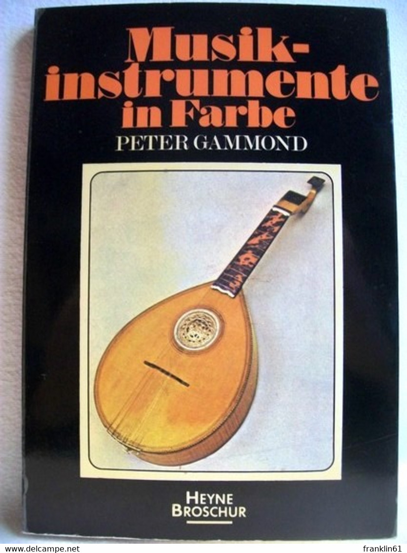 Musikinstrumente In Farbe. - Music