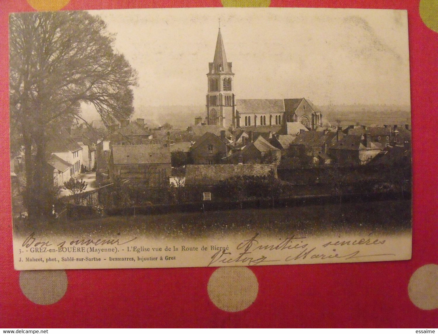 Mayenne 53. Grez En Bouère. L'église Vue De La Route De Bierné. - Crez En Bouere