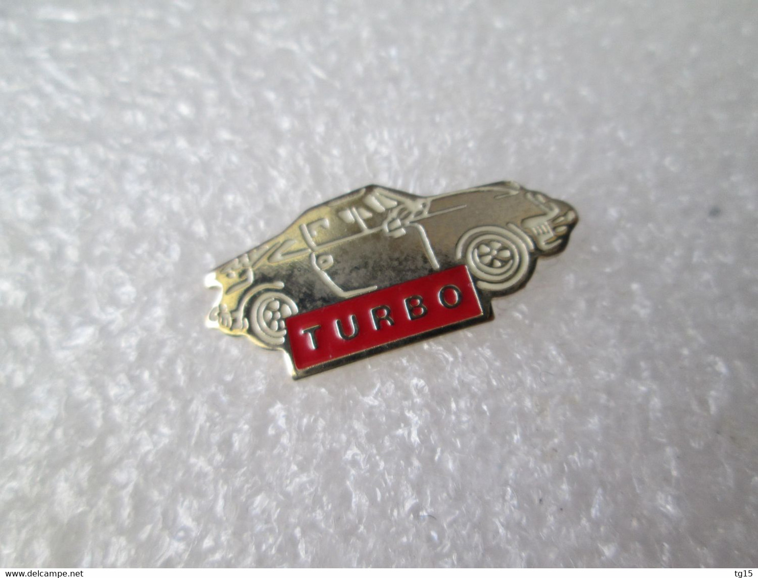 PIN'S    M 6  TURBO  PORSCHE 911 - Porsche