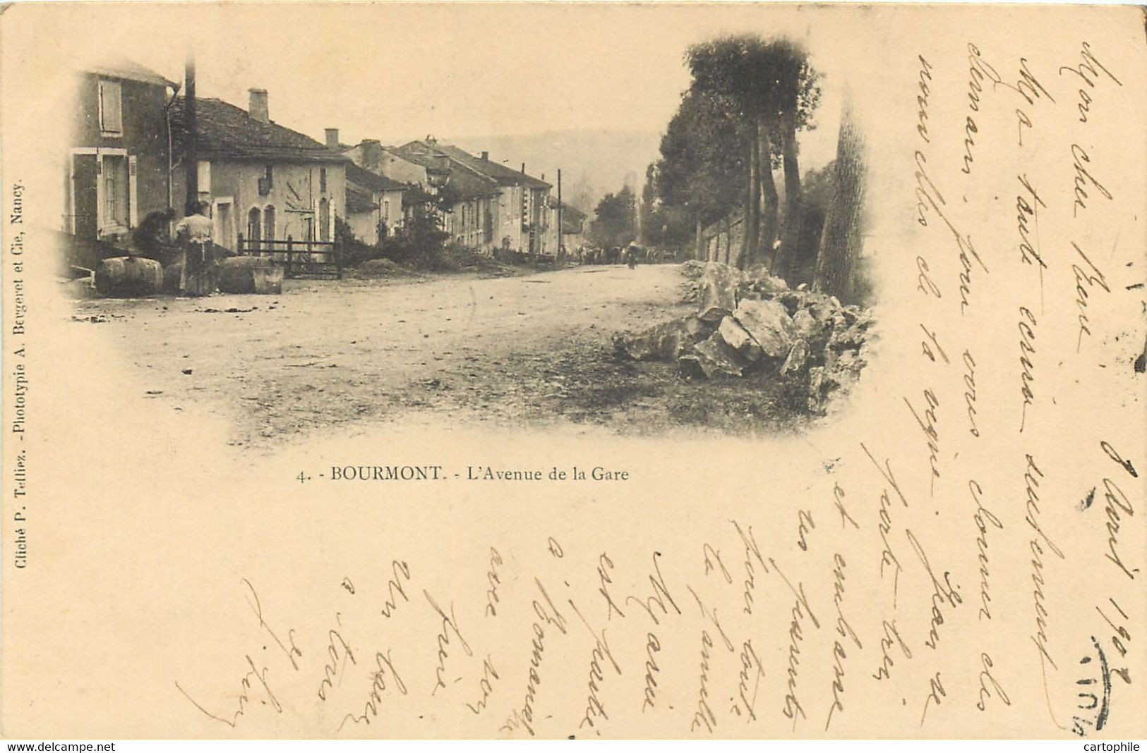 52 - BOURMONT - L'avenue De La Gare En 1902 - Bourmont