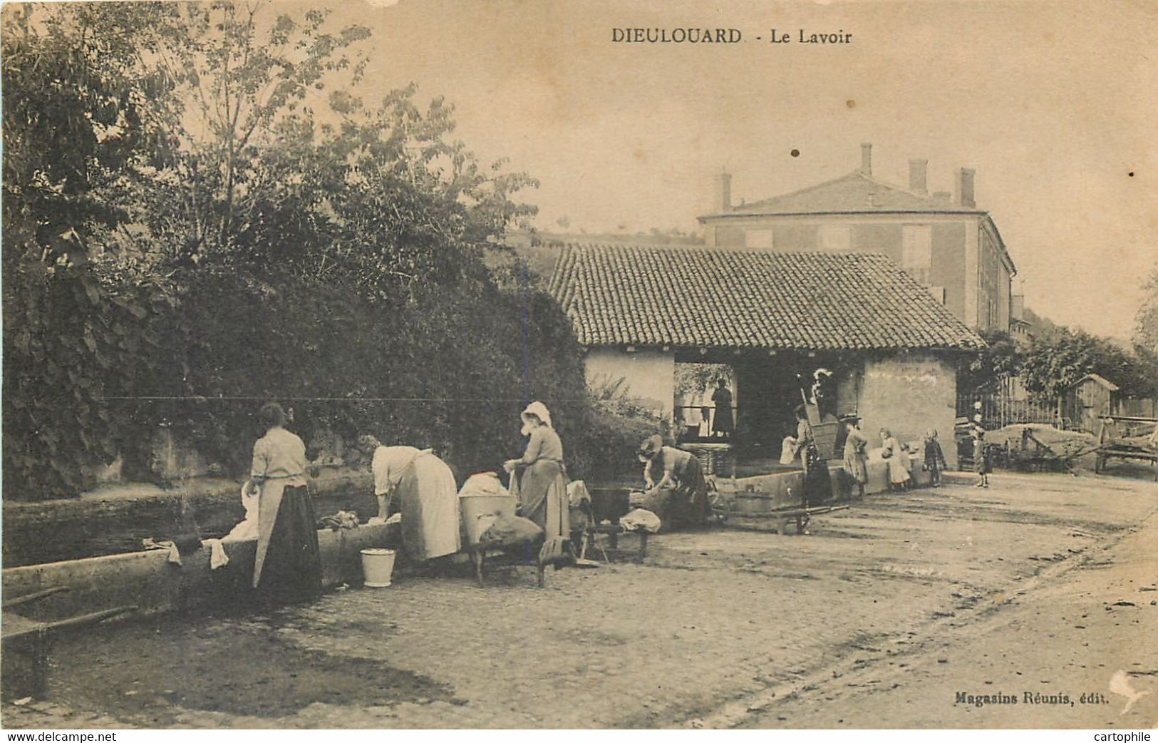 54 - DIEULOUARD - La Lavoir - Lavandières 1915 - Dieulouard