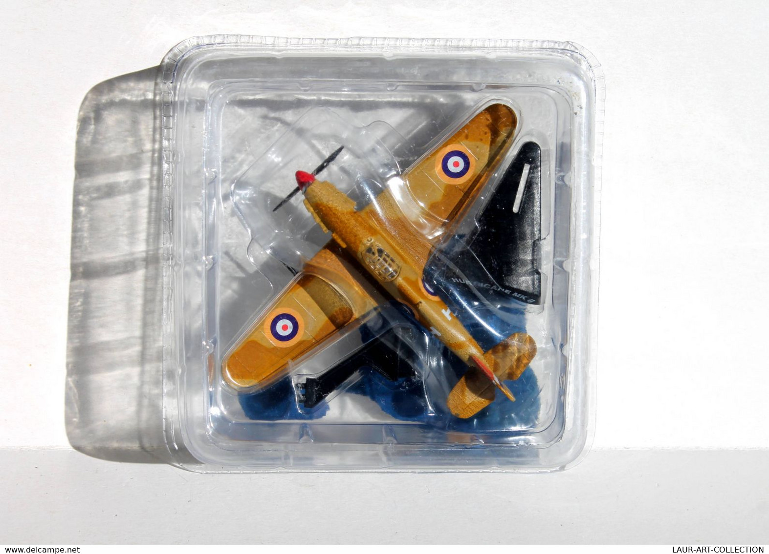 HURRICANE MK II, AVION MILITAIRE DE COMBAT 2e GUERRE MONDIALE MILITARY AIRPLANE - ANCIEN MODELE AERONEF    (1610.85) - Flugzeuge & Hubschrauber