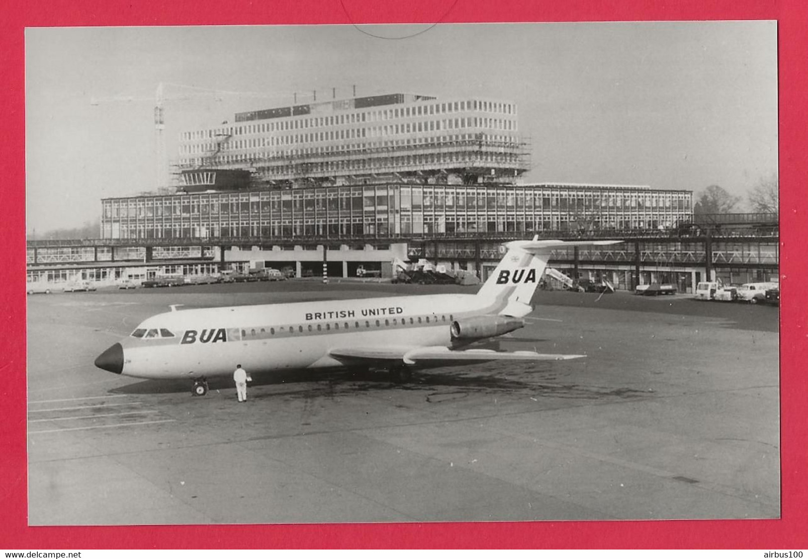 BELLE PHOTO REPRODUCTION AVION PLANE FLUGZEUG - COMPAGNIE BUA BRITISH UNITED SUR LE TARMAC - Luftfahrt