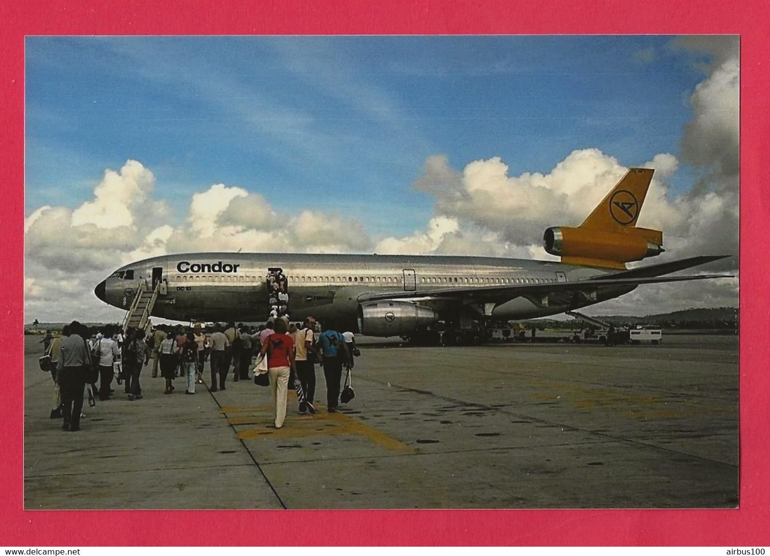 BELLE PHOTO REPRODUCTION AVION PLANE FLUGZEUG - CONDOR DOUGLAS DC 10 - EMBARQUEMENT DES PASSAGERS - DC 10 - Luchtvaart