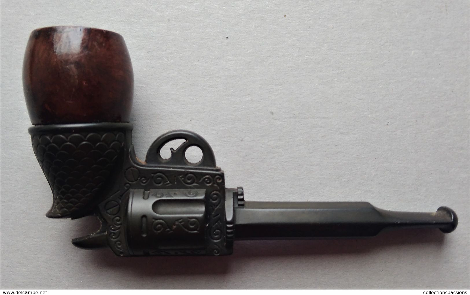 - Ancienne Pipe - Pipe En Forme De Révolver - RARE - - Other & Unclassified