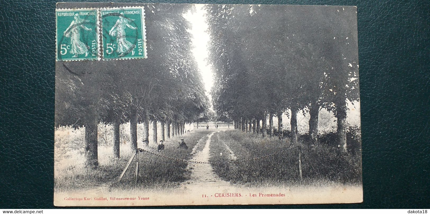 89 , Cerisiers ,les Promenades En 1922 - Cerisiers