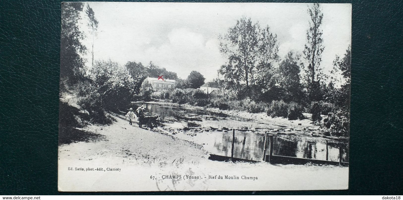 89  , Champs , Le Bief Du Moulin Champs ,vue Générale - Champs Sur Yonne