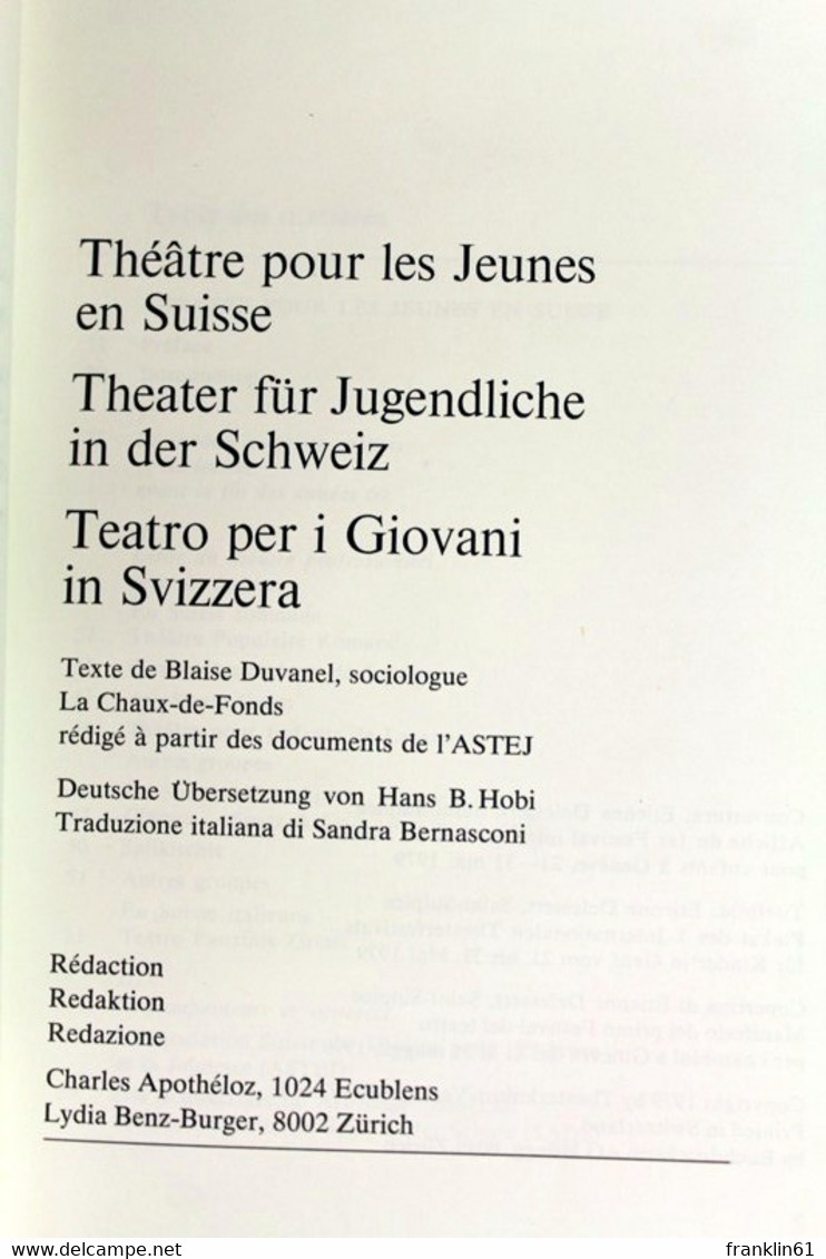 Theatre Pour Les Jeunes En Suisse. Theater Für Jugendliche In Der Schweiz. - Théâtre & Danse
