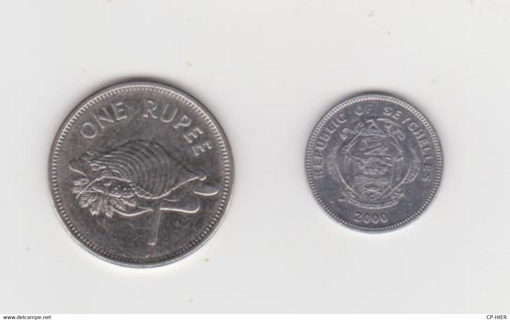 2 PIECES DE MONNAIE - REPUBLIC OF   SEYCHELLES - ONE RUPEE BLASON 2010 ET 25 CENTS 2000 OISEAU - Seychellen