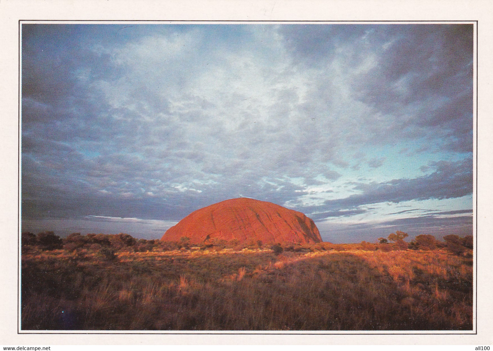 A20120 - ULURU NORTHEN TERRITORY THE MONOLITH OF AYERS ROCK LE MONOLITHE AUSTRALIA FERRERO EXPLORER IMPRIME EN CEE - Uluru & The Olgas