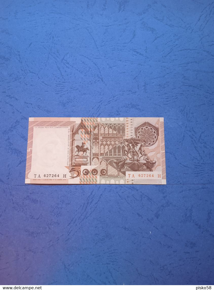 ITALIA-P105b  5000L  1/7/1980  UNC - 5000 Liras