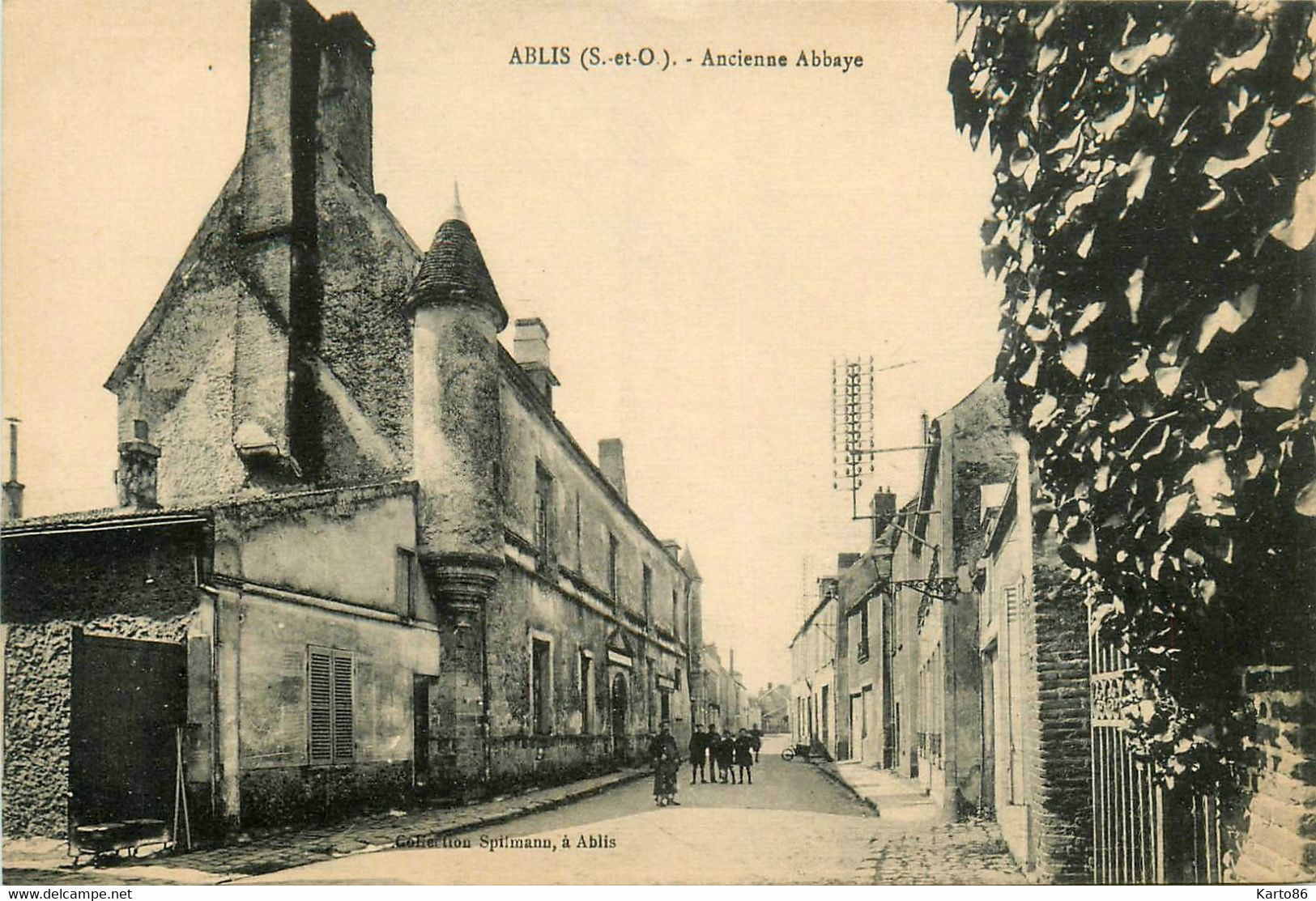 Ablis * Rue Et Ancienne Abbaye * Villageois - Ablis