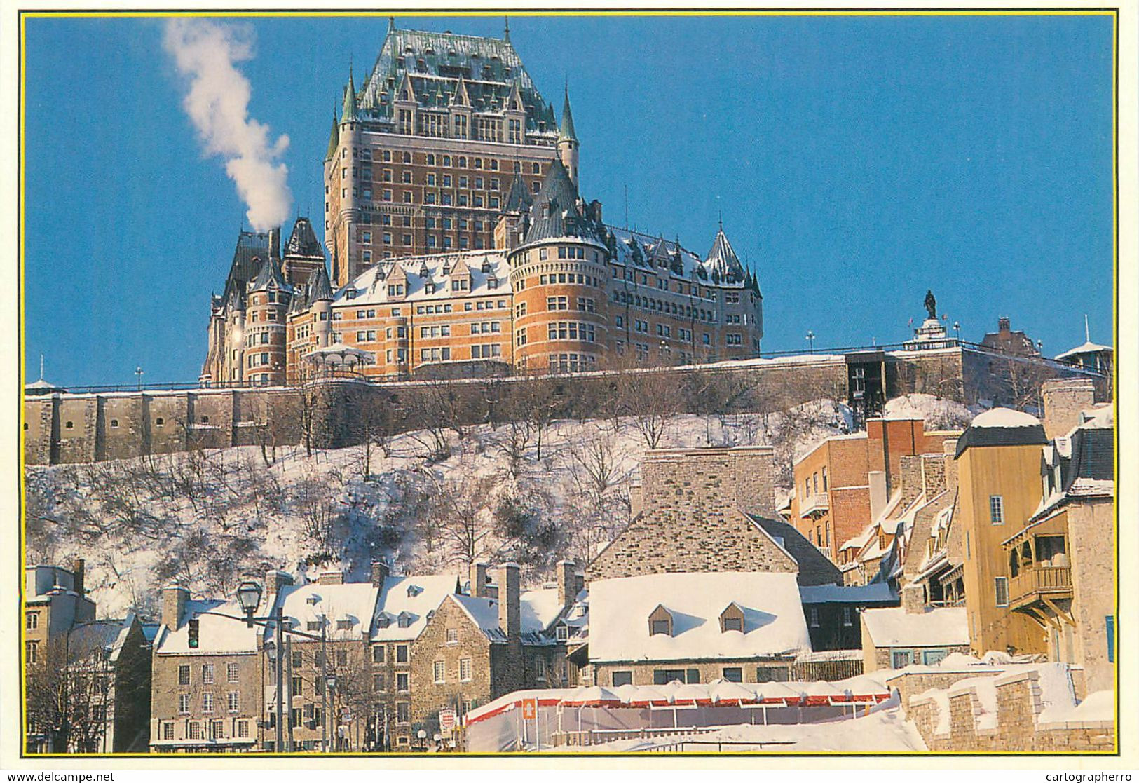 Postcard Canada Quebec Chateau Frontenac And The Old Lower Town - Québec - Château Frontenac