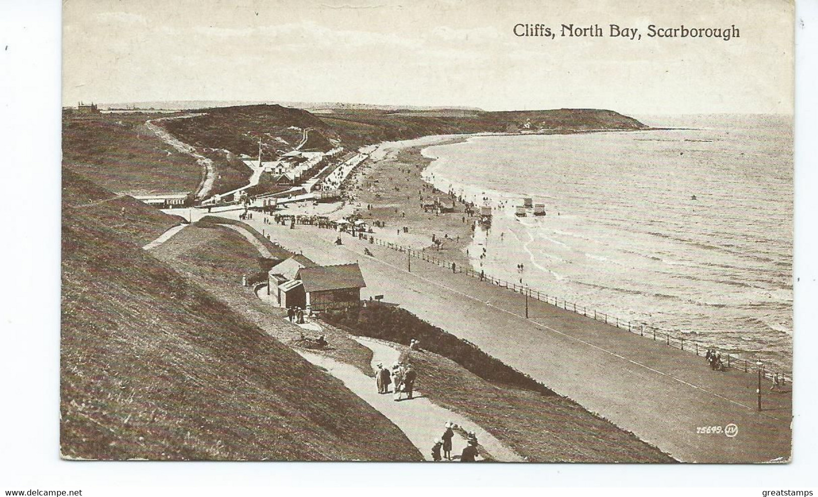 Yorkshire Postcard Cliff's North Bay Scarborough Valentine's Unused - Scarborough