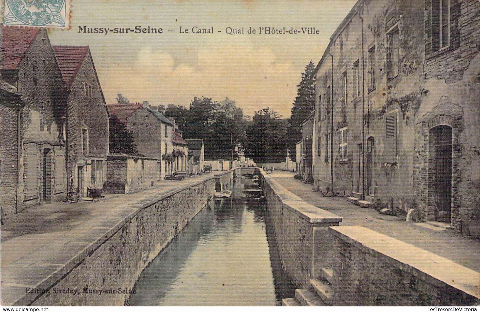 CPA - 10 - MUSSY Sur SEINE - Le Canal - Quai De L'Hôtel De Ville- Edition Sivedey - Mussy-sur-Seine