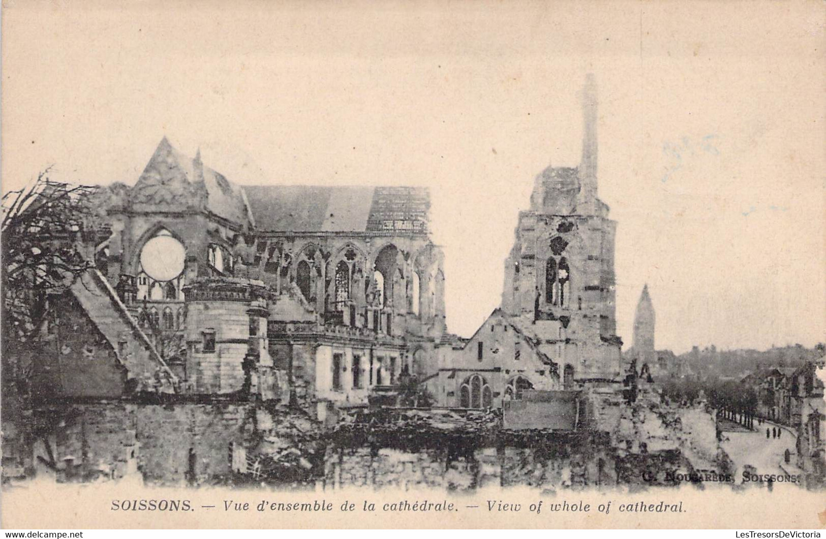 CPA - 02 - SOISSONS - Vue D'ensemble De La Cathédrale - Ruines - Neurdein - Soissons