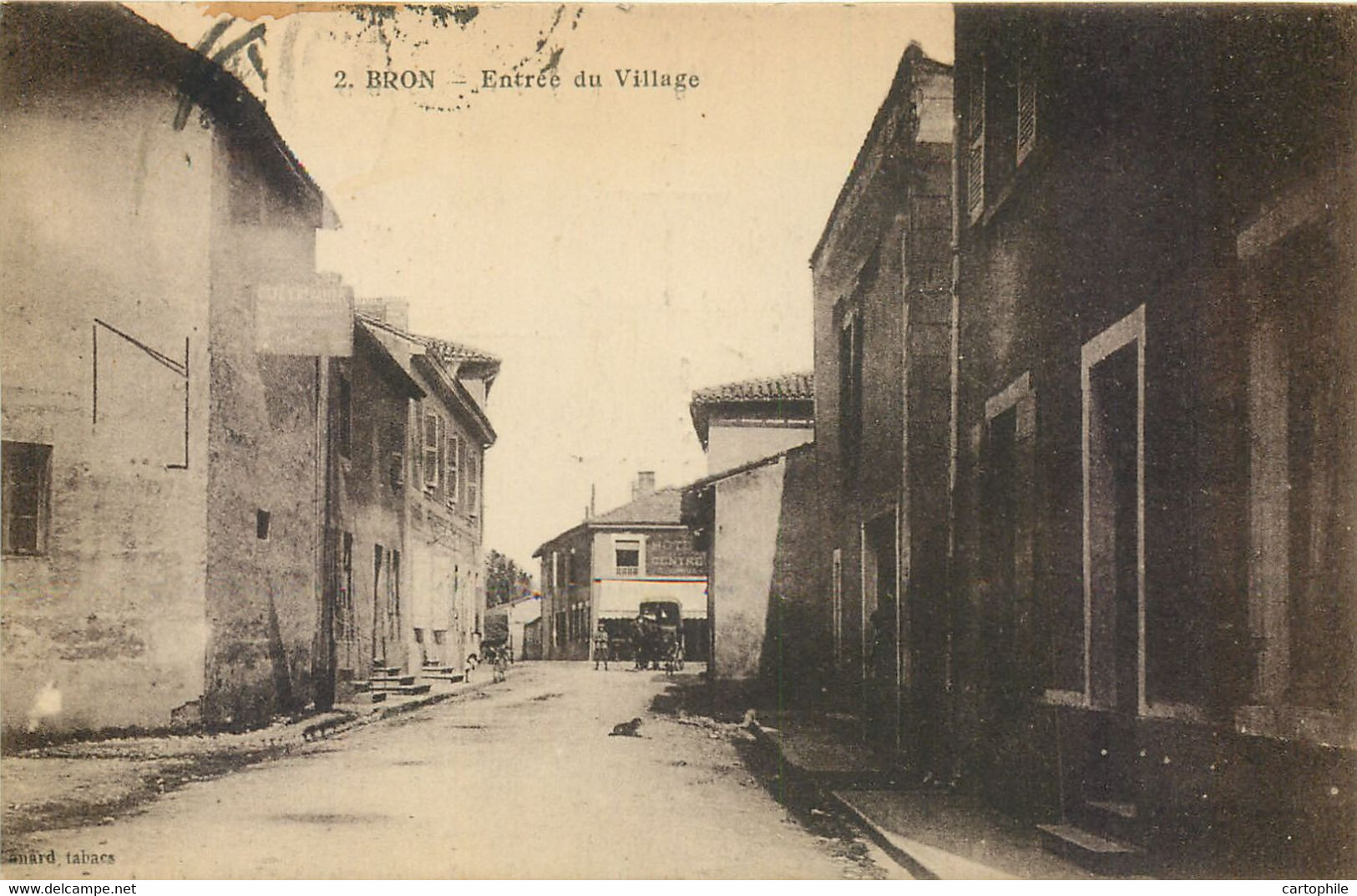 69 - BRON - Entrée Du Village En 1932 - Bron