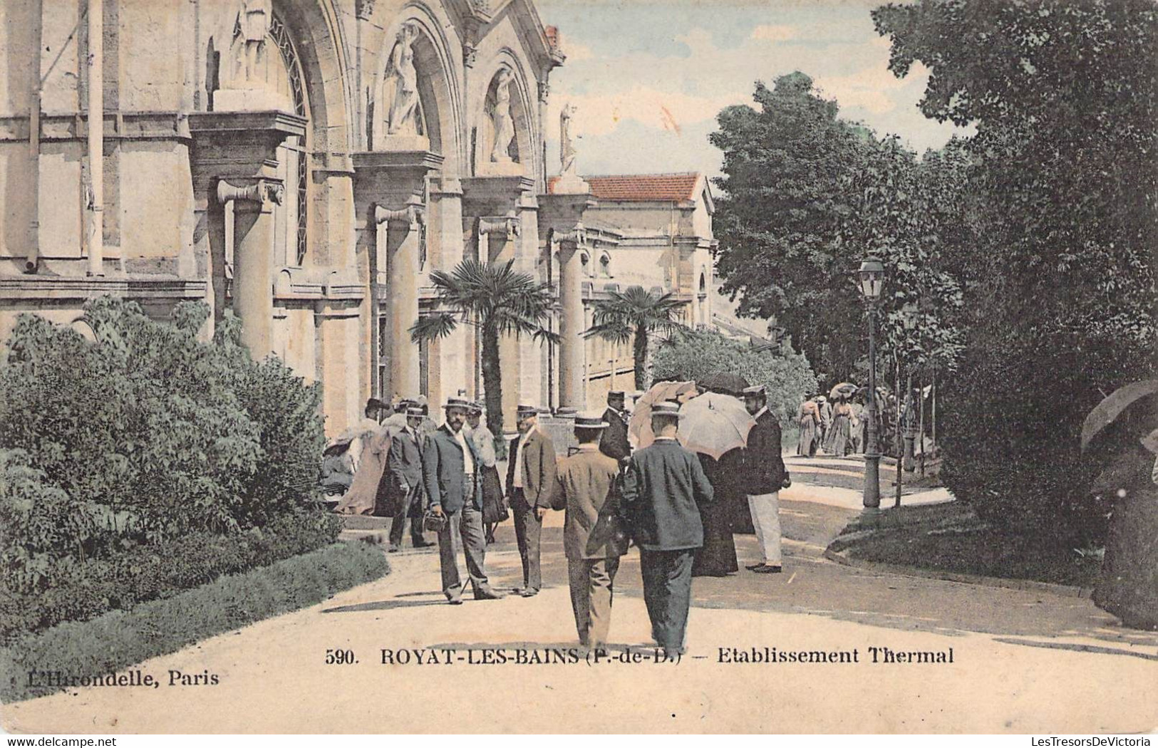 CPA - 63 - ROYAT Les BAINS - Etablissement Thermal - Animée - Hommes Aux Chapeaux - Colorisée - L'Hirondelle Paris - Royat