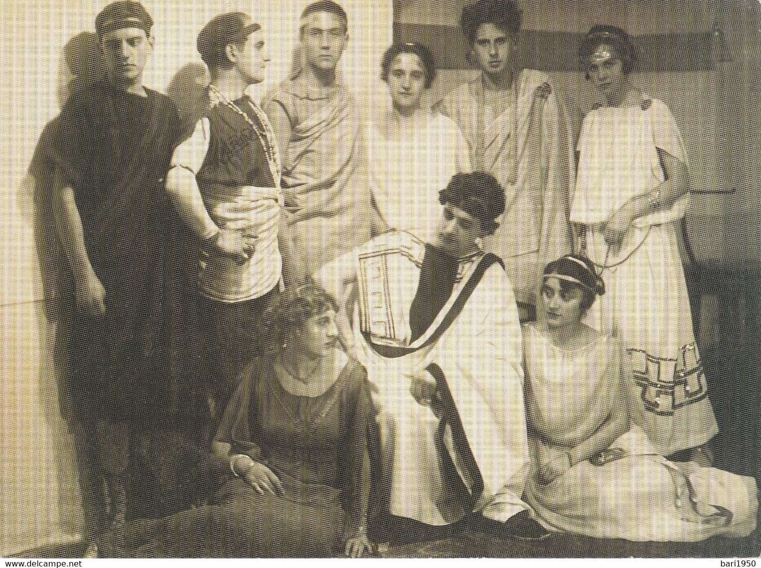 Foto Riproduzione  ALINARI "Copyright Fratelli Alinari "  Foto Gruppo Di Teatranti  " - Métiers