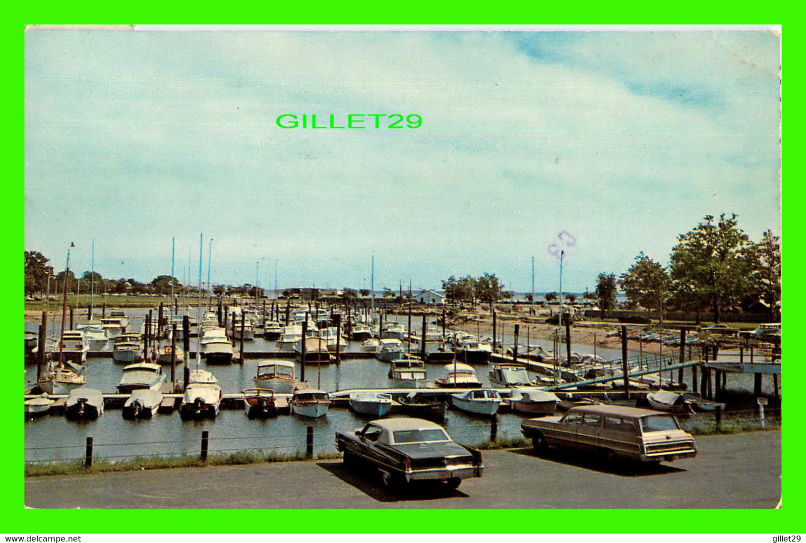 SHIP, BATEAU - HALLOWEEN BOAT BASIN, STAMFORD, CT - TRAVEL IN 1976 - NATCO - DEXTER PRESS - - Remorqueurs