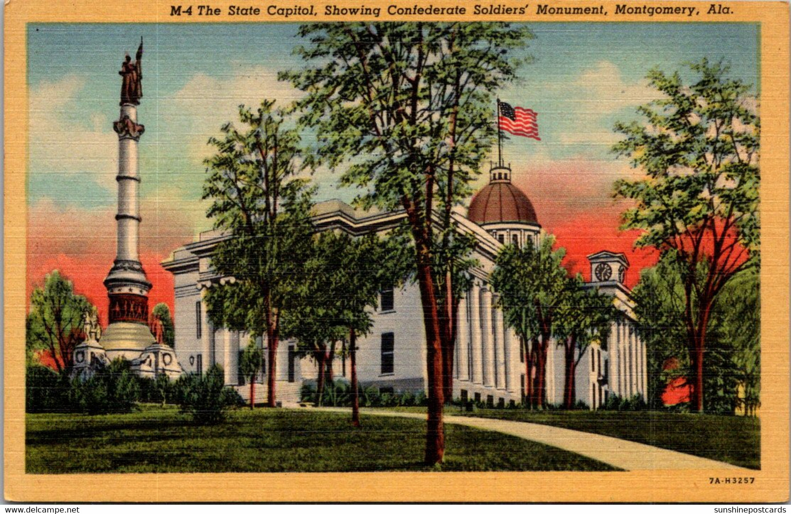 Alabama Montgomery State Captiol Showing Confederate Soldiers' Monument Curteich - Montgomery