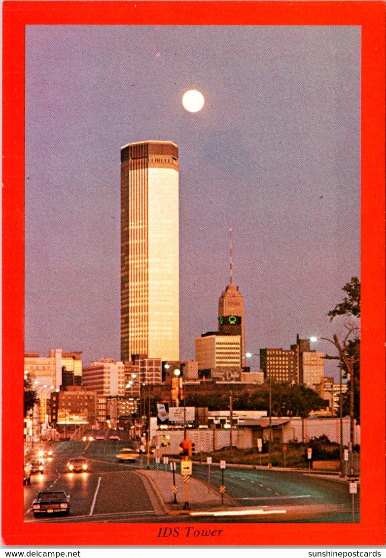 Minnesota Minneapolis IDS Tower View With Full Moon At Dusk - Minneapolis