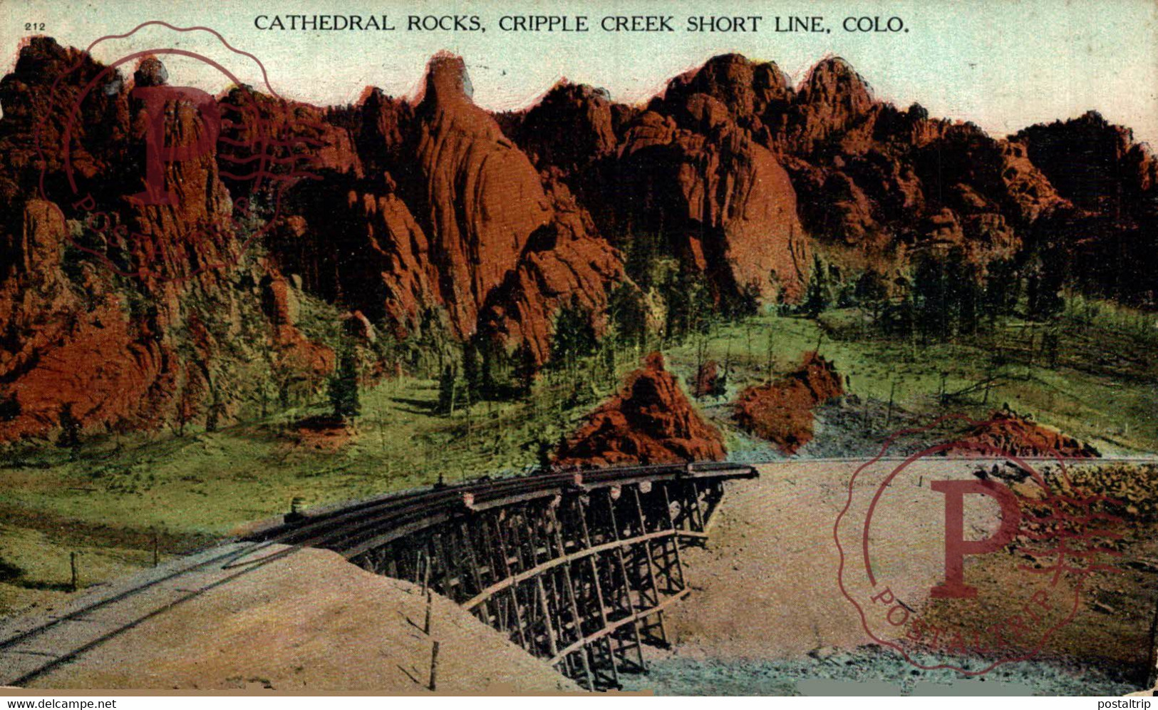 USA, CATHEDRAL ROCKS ON CRIPPLE CREEK SHORT LINE, COLORADO - Colorado Springs