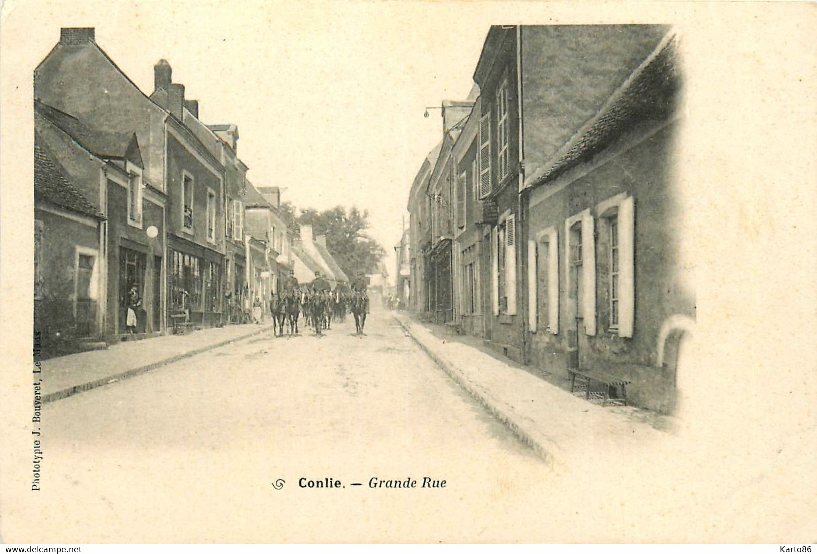 Conlie * La Grande Rue * Passage De Troupes Militaires - Conlie