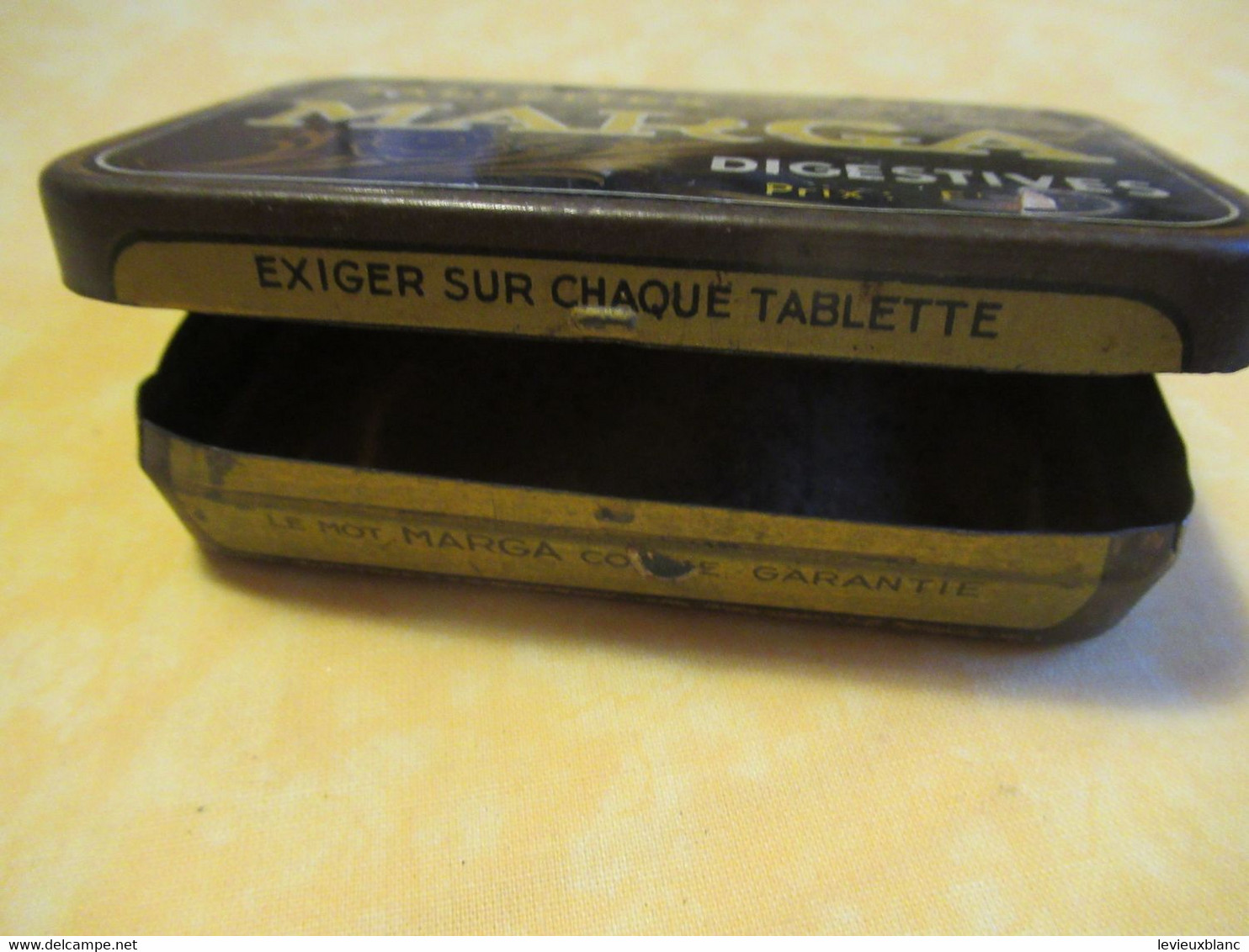 Boite Métallique/Pharmacie/Tablettes MARGA digestives/Coopération Pharmaceutique Française/MELUN/Vers 1930-1960  BFPP224