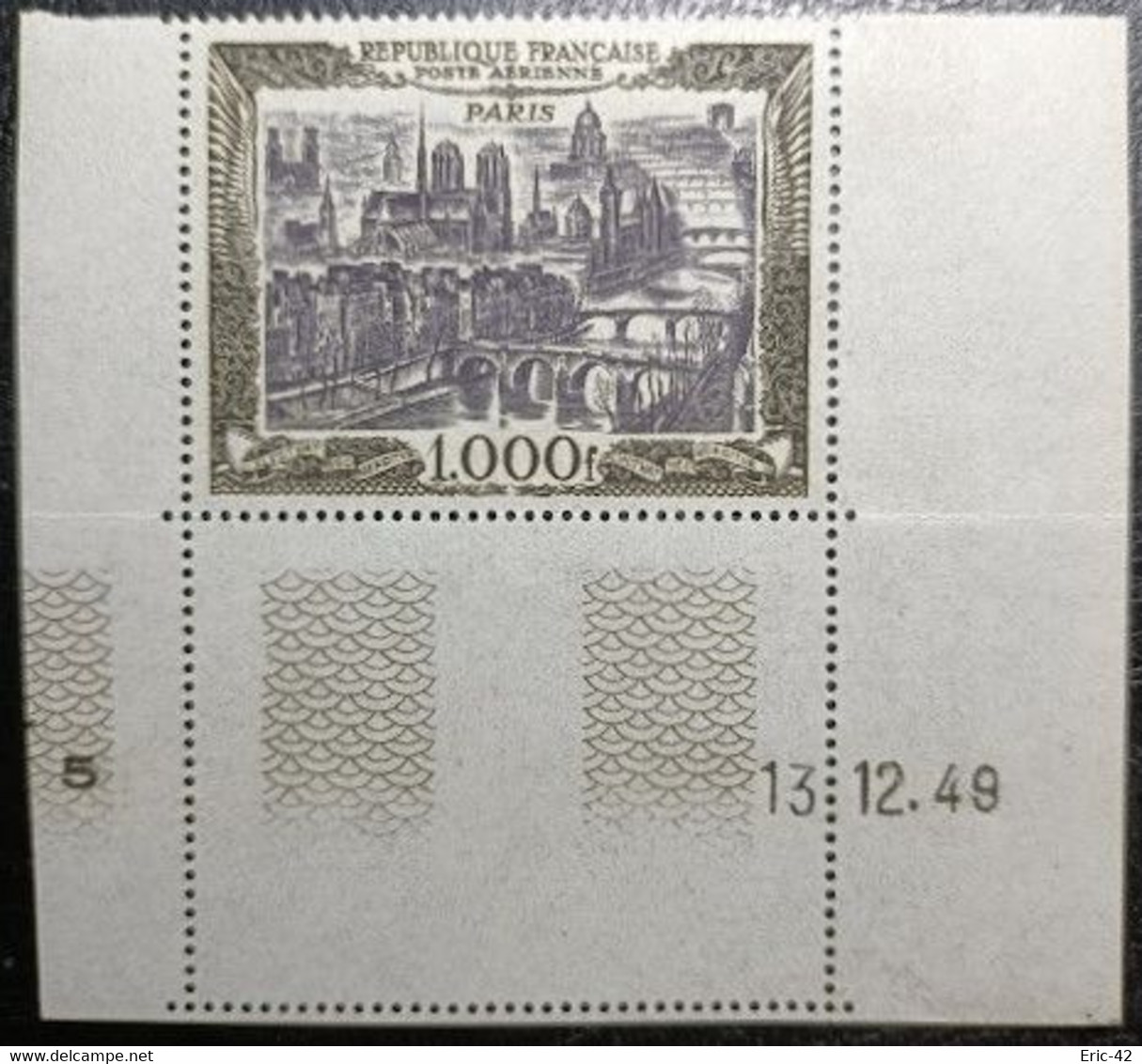 RARE N° 29 Vue De Paris 1000f. Noir Et Brun Violacé Neuf** MNH. Coin Datés Du 13.12.1949 - Luftpost