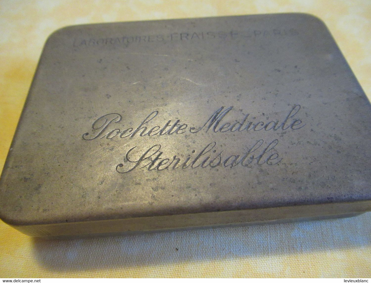 Boite Métallique Ancienne/Pochette Médicale Stérilisable/ LABORATOIRES FRAYSSE-PARIS// Vers 1920-1950         BFPP234 - Scatole