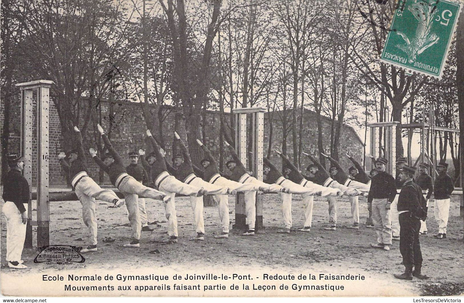 CPA - 94 - JOINVILLE LE PONT - Ecole Normale De Gymnastique De Joinville - Redoute De La Faisanderie - Mouvements Aux Ap - Joinville Le Pont