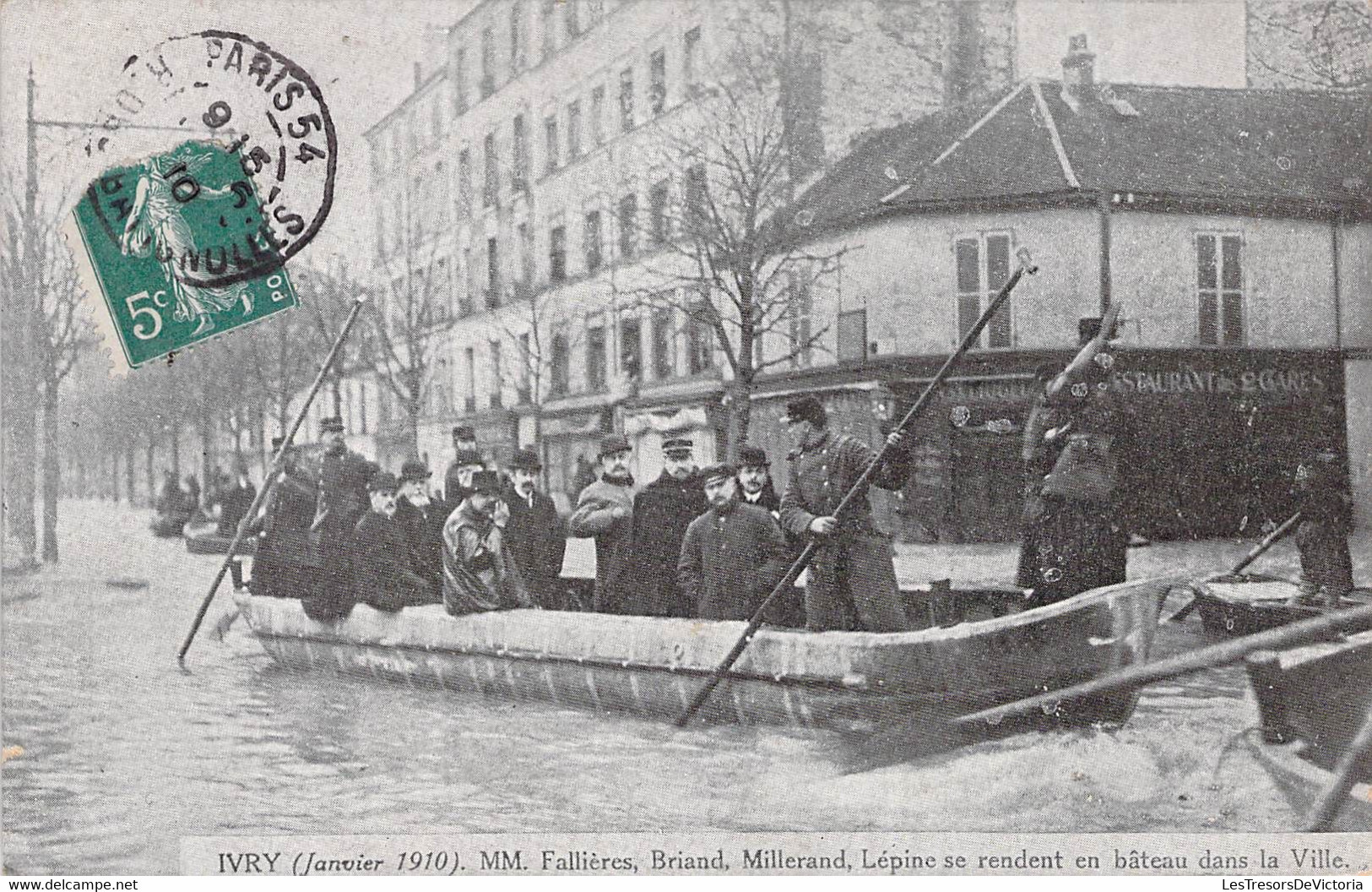 CPA - 94 - Ivry Sur Seine - Janvier 1910 Fallières Briand Millerand Se Rendent En Bâteau Dans La Ville - Commerce - Ivry Sur Seine