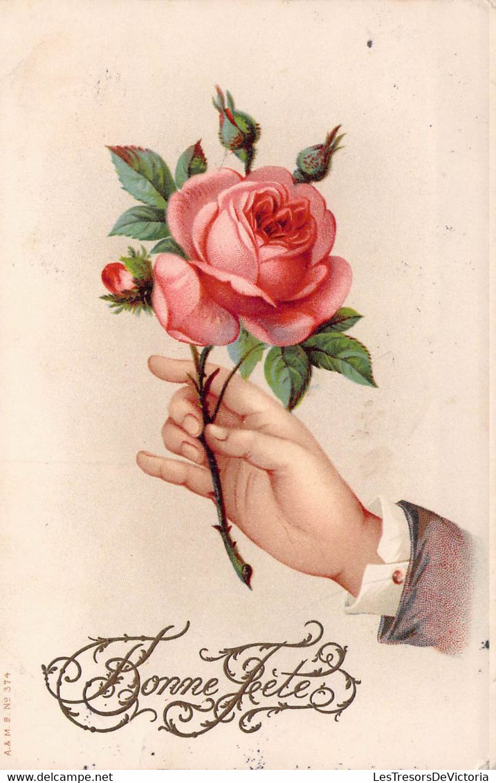 CPA FLEURS - Une Jolie Rose à La Main - Bonne Fête - Fleurs